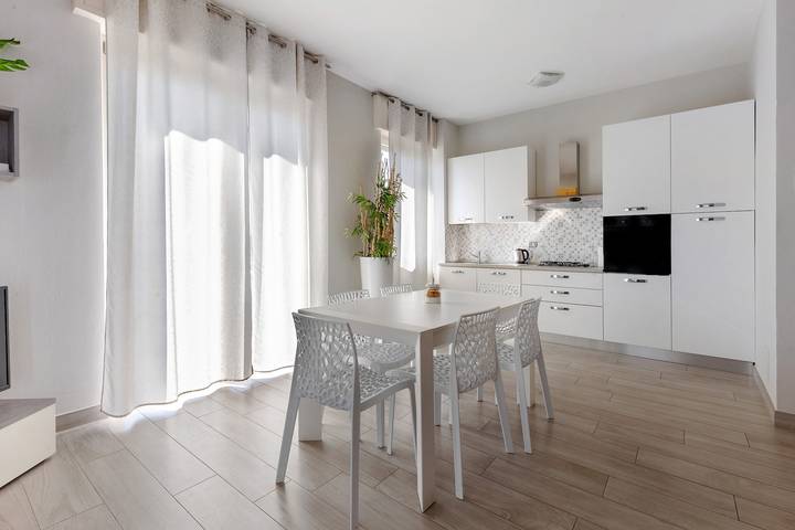 Ferienhaus für 7 Personen, mit Balkon in Gardasee-Lombardei - 2