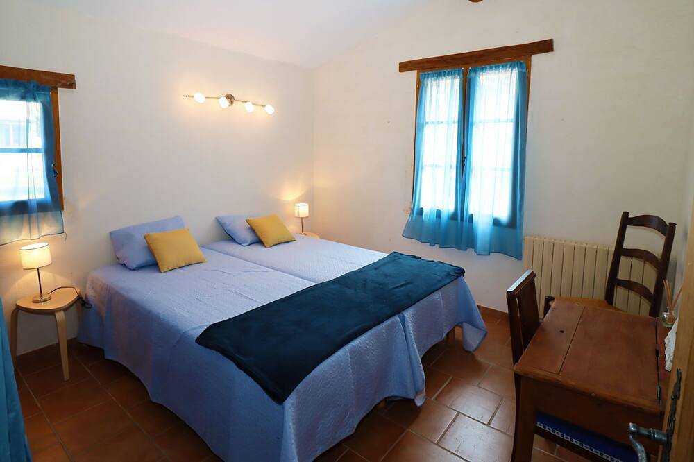 Authentique mas provençal 5 chambres avec piscine privée idéal familles in L'Hospitalet, Région de Forcalquier