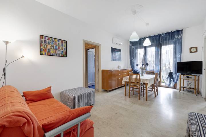 Gîte pour 4 personnes, avec jardin à Borghetto Santo Spirito - 3