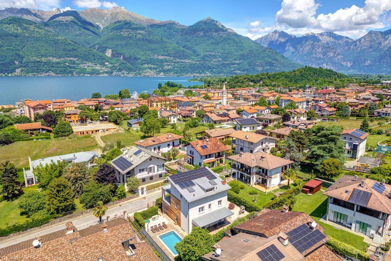 Villa Family with pool and amazing panoramic penthouse in Colico, Orobie Alpen West
