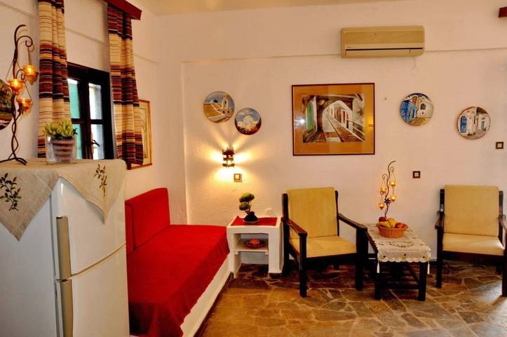 Ferienwohnung für 2 Personen, mit Ausblick und Pool sowie Garten auf Kreta - 2