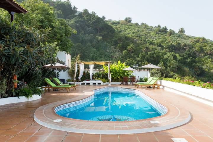 Casa rural para 2 personas, con Vistas al mar y Terraza además de Jardín y Piscina en Icod de los Vinos