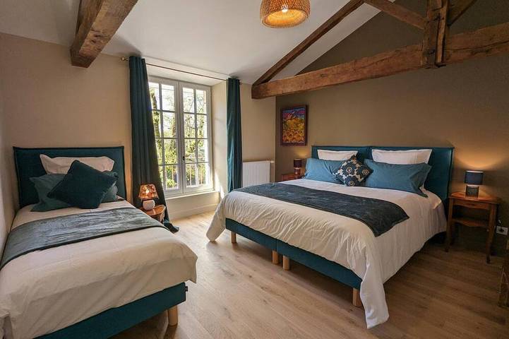 Gîte pour 15 personnes, avec jardin à Pranzac - 4