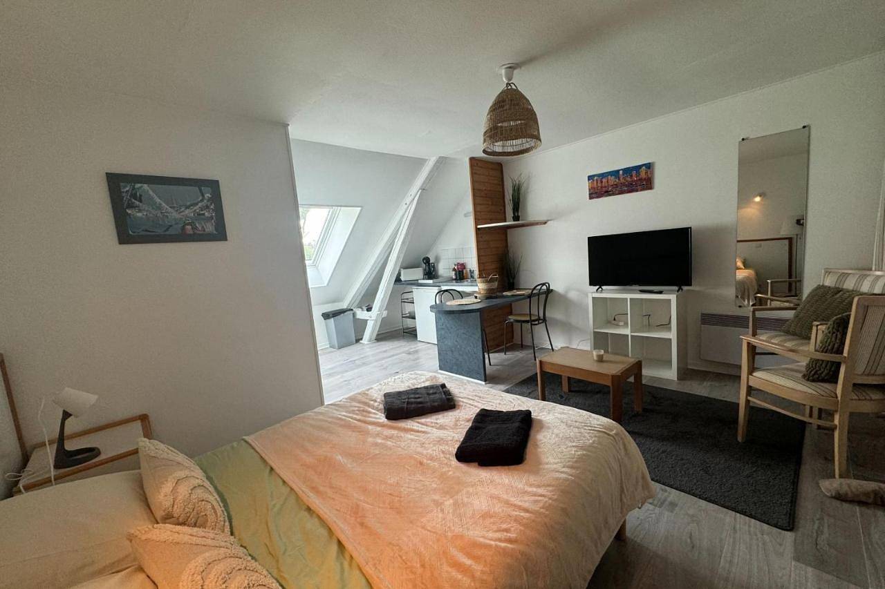 Appartement entier, Studio in Biéville-Beuville, Région de Caen