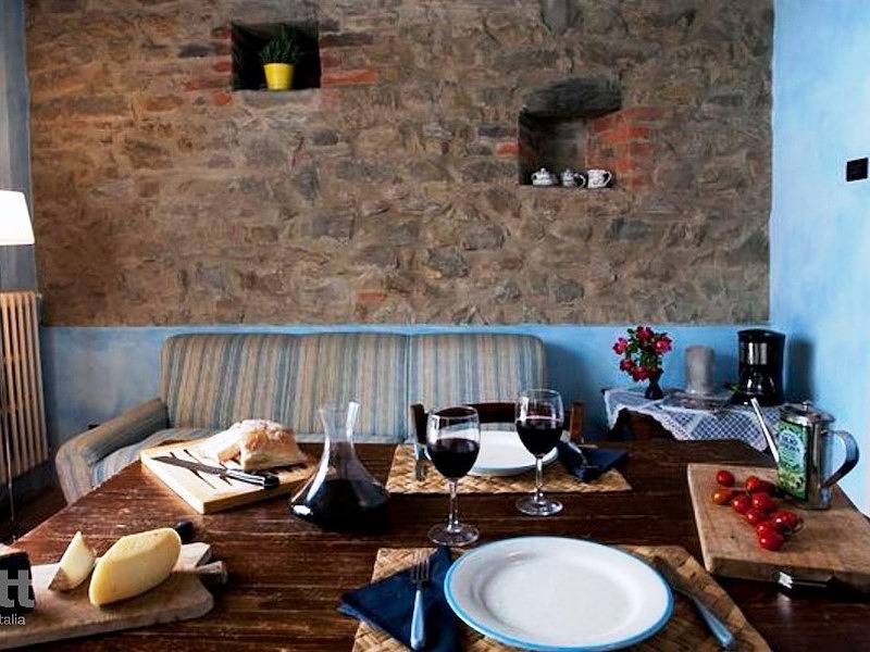 Tritt — Ferienwohnung für 2 Personen mit Pool in der Toskana in der Nähe von Arezzo in Castelfranco di sopra, Castelfranco Piandiscò (gemeinde)