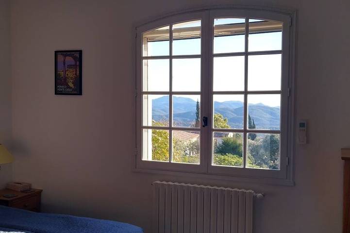 Large spacious villa with pool offering panoramic views over the Estérel in Montauroux, Costa mediterránea (Francia)