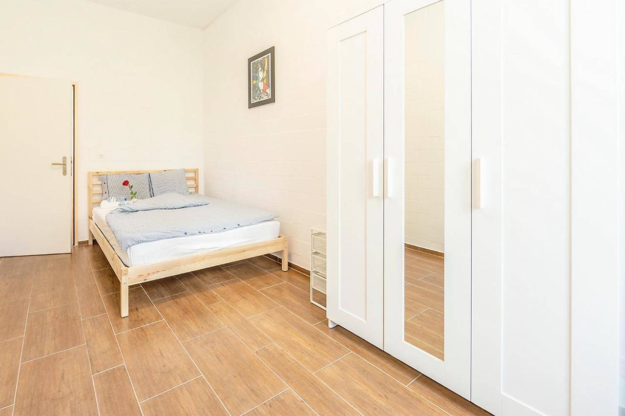 Ganze Ferienwohnung, Ferienwohnung für 2 Personen mit Terrasse in St. Gallen 8 Langgass, St. Gallen
