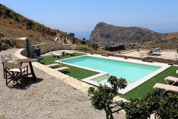 Gîte pour 4 personnes, avec balcon ainsi que piscine et jardin dans Lendas