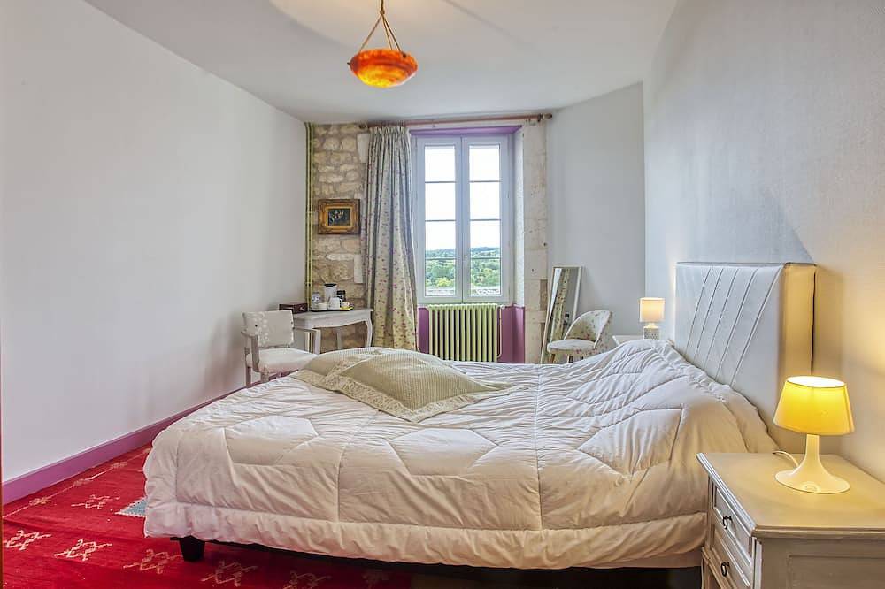 Maison 350 m Centre, Chambres Calmes, Spacieuses in Angoulême, Charente