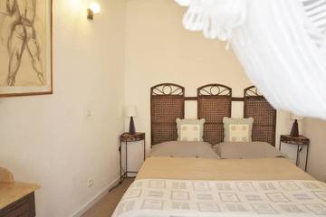 Appartement De Vacances pour 4 Personnes dans L'Isle-sur-la-Sorgue, Provence, Photo 1