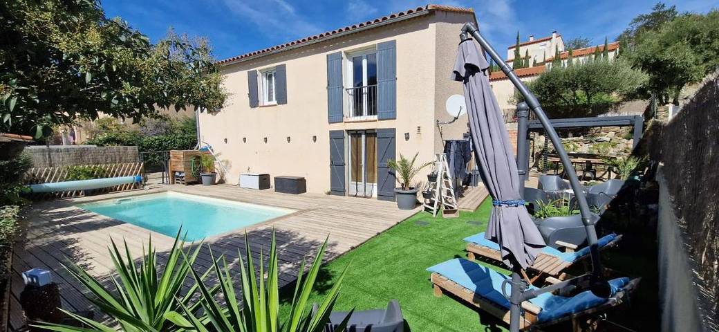 Chalet para 6 personas, con piscina y terraza además de vistas y jardín - 1