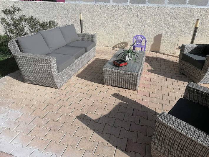 Location de vacances pour 8 personnes, avec jardin et piscine, animaux acceptés à Salon-de-Provence - 4