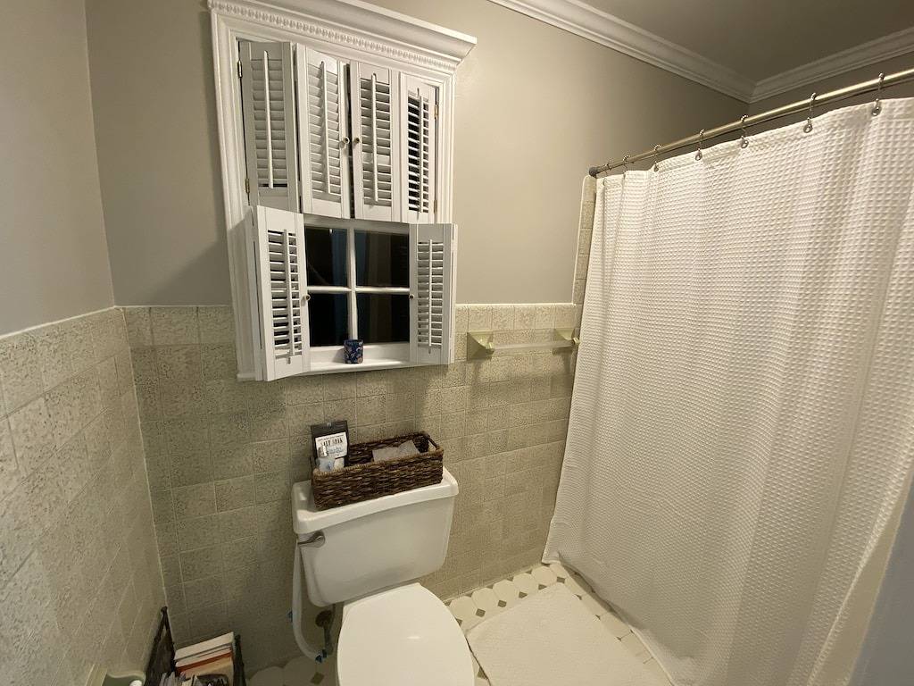 Pet Friendly Home Minutes from Ua with Large Fenced Backyard and Movie Theatre in Tuscaloosa, Tuscaloosa County