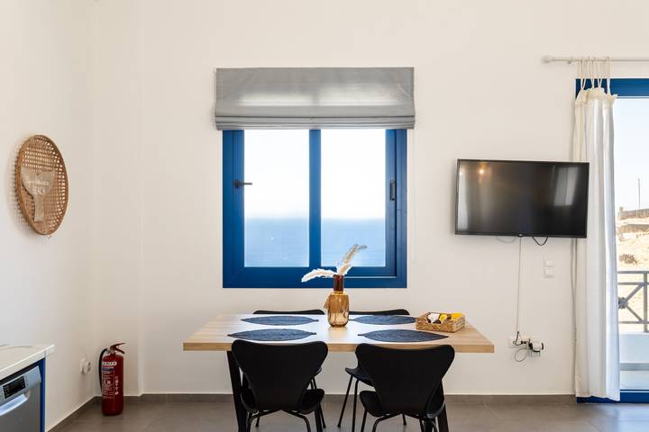 Location de vacances pour 6 personnes, avec piscine et balcon/terrasse dans Kea - 4