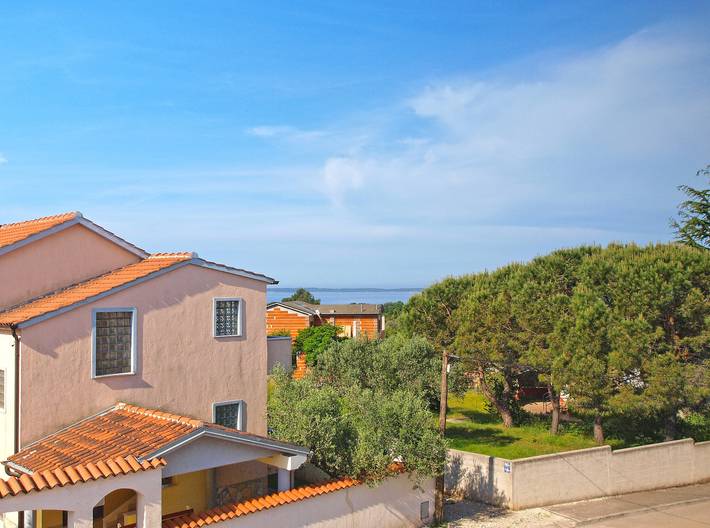 Gîte pour 5 personnes, avec piscine et terrasse à Peroj - 3