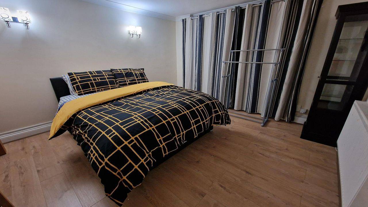 Appartement de vacances entier, Ferienwohnung für 2 Personen (11 m²) in Slough in Slough, Berkshire