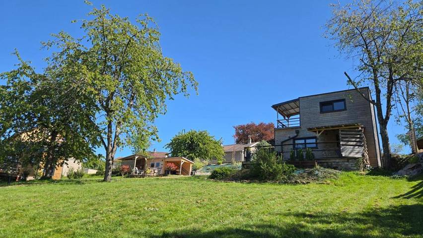 Chalet pour 3 personnes, avec jacuzzi ainsi que sauna et jardin