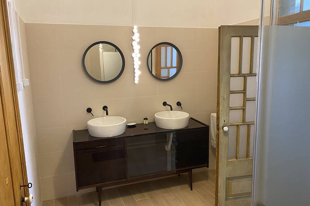 Anos 20 room in Vidigueira, Beja Distrikt