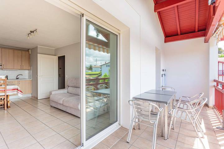 Gîte pour 4 personnes, avec piscine ainsi que balcon et vue à Hendaye - 2