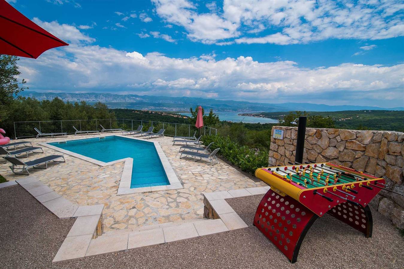 Appartamento intero, Appartamento vacanze per 7 persone con balcone/terrazza in Krk (Croazia)