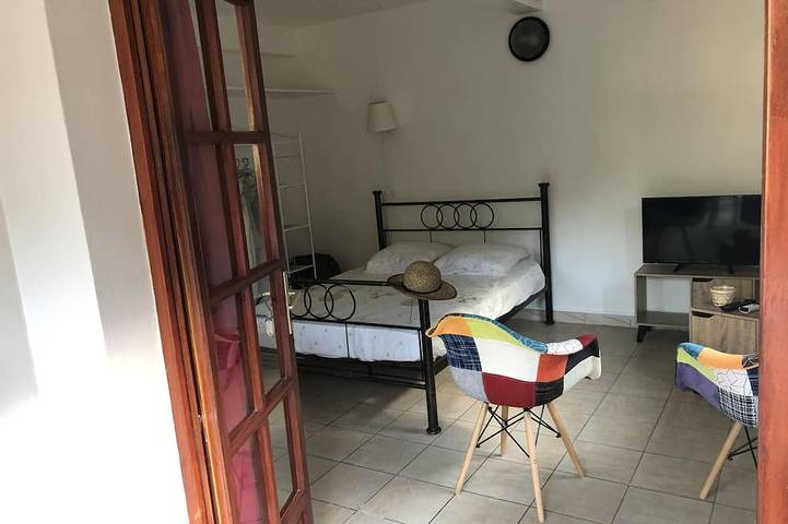 Gîte pour 2 personnes, avec terrasse à Sainte-Anne (Martinique) - 4