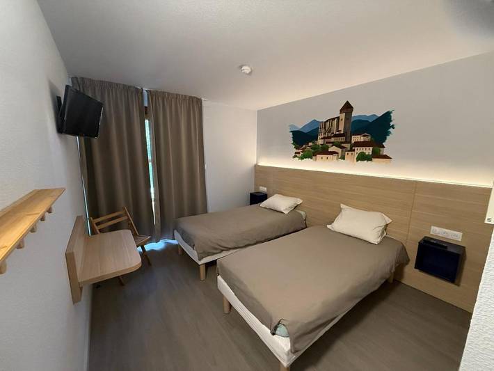 Hôtel pour 2 personnes, avec Balcon et Terrasse ainsi que Jardin et Piscine