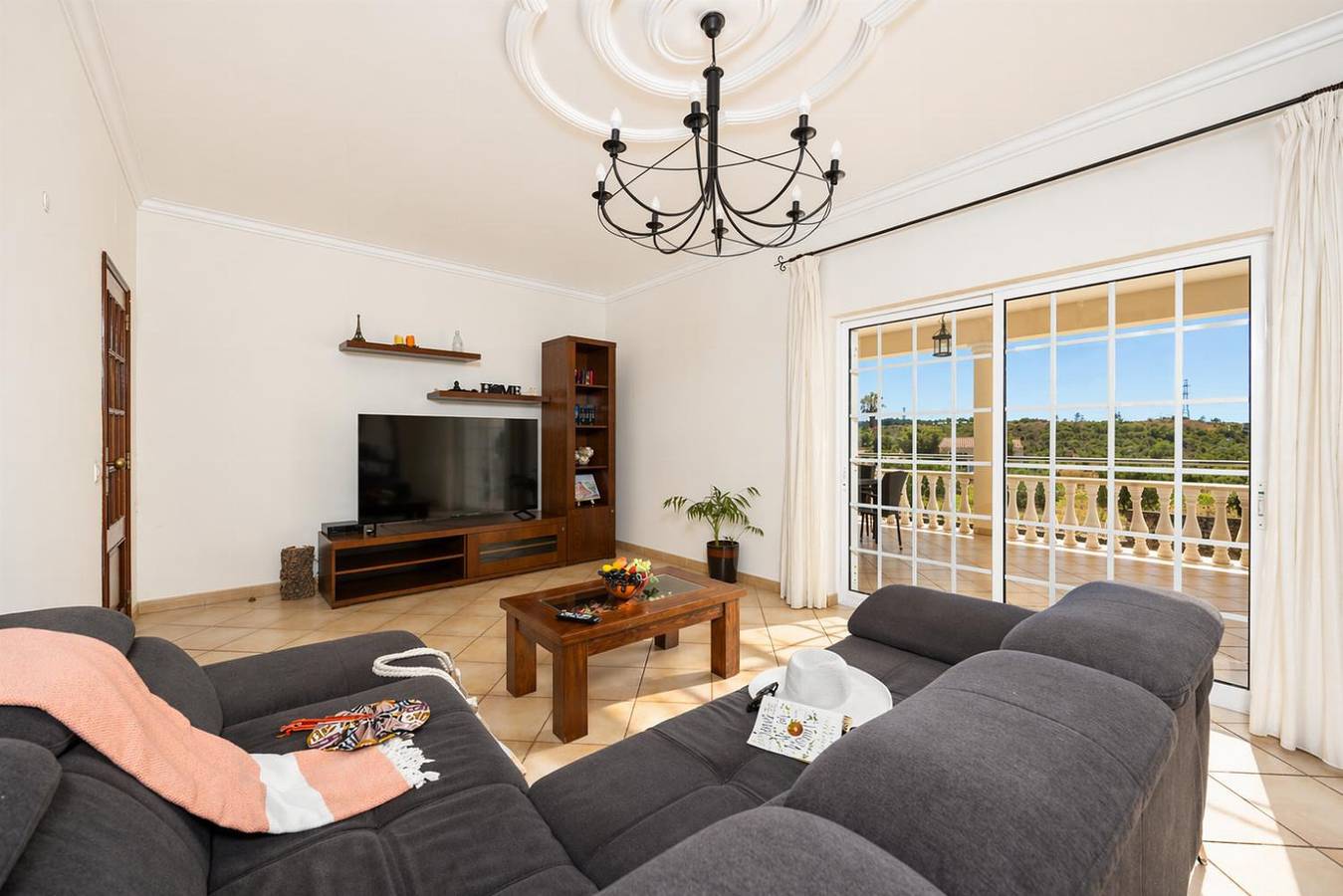 Villa Entrecolinas in São Bartolomeu de Messines, Faro Distrikt