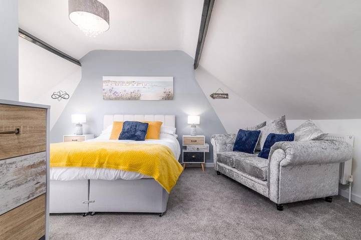 Bed and breakfast for 8 people, with terrace and garden in Yorkshire