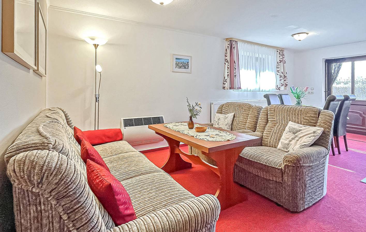 Ganze Ferienwohnung, Appartement am Strand mit Parkplatz, Terrasse & WiFi in Malchow, Fleesensee