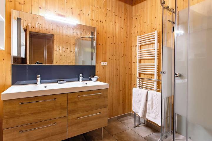 Ganze Wohnung, Wild & Free\" air-conditioned apartment at the Château de Bellevue stud farm in Saint-Avit, Charente