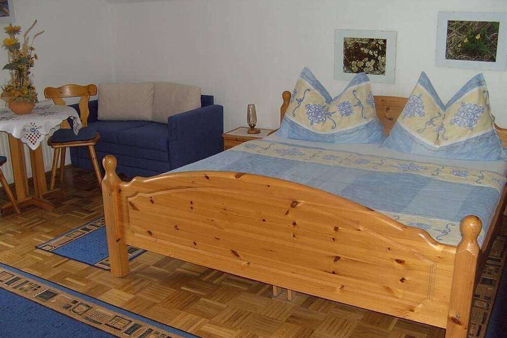 Doppelzimmer mit Balkon Nr. 3 - Gästehaus Stöckler in Südoststeiermark, Straden