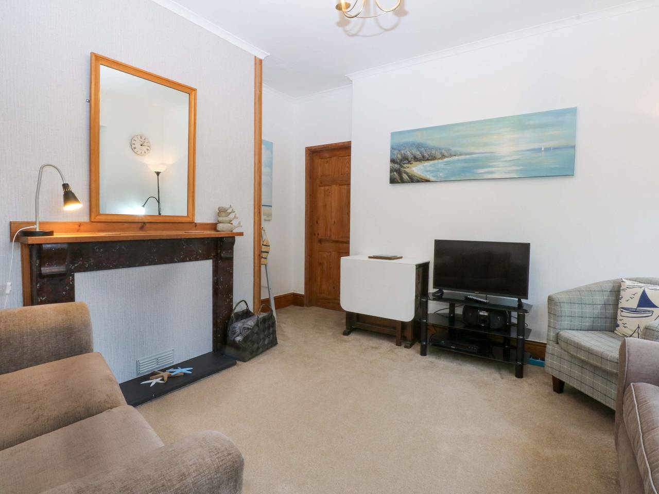2 Argoed in Llanbedrog, Gwynedd