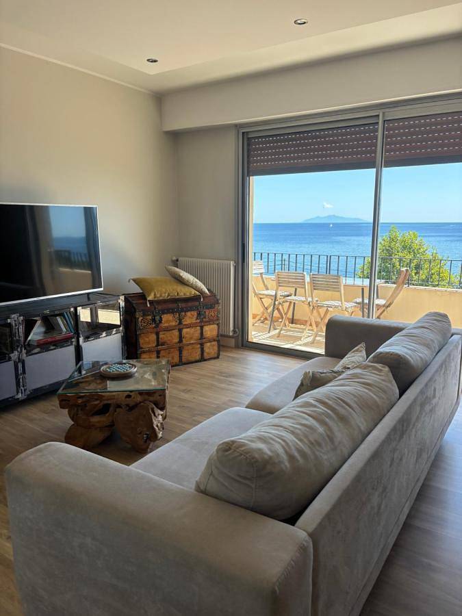 Gîte pour 4 personnes, avec vue et balcon dans Miomo - 2