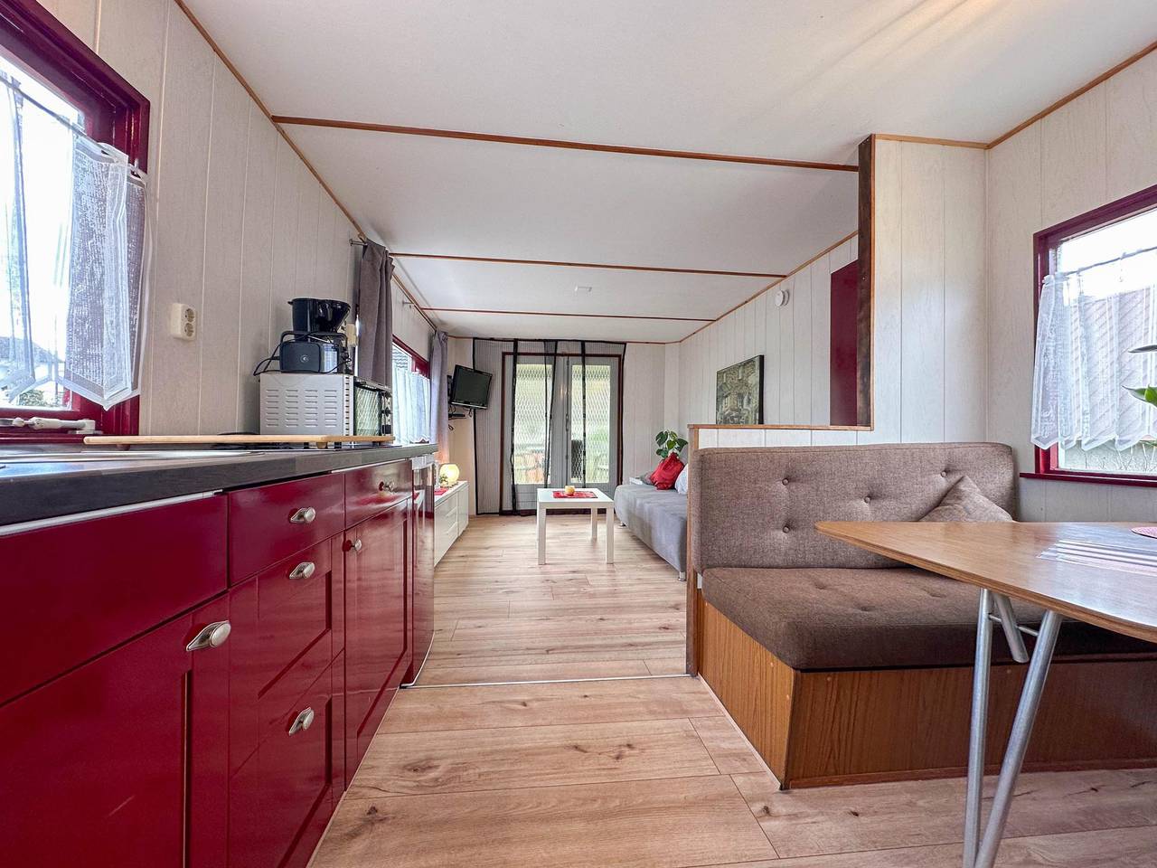 Fijn chalet bij een levendige bistro en pool, foto 10