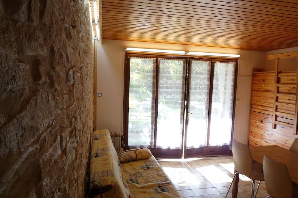 To just relax or to party in Le Collet d'Allevard, Allevard
