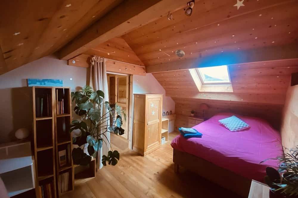 Belle Maison Chaleureuse au Coeur de la Nature Dans le Queyras in Eygliers, Briançon und Umgebung