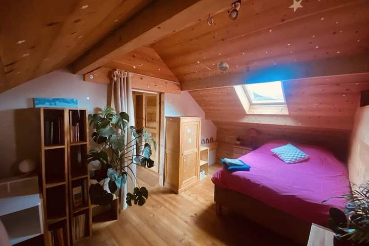 Gîte pour 8 personnes, avec jardin, animaux acceptés à Eygliers - 4