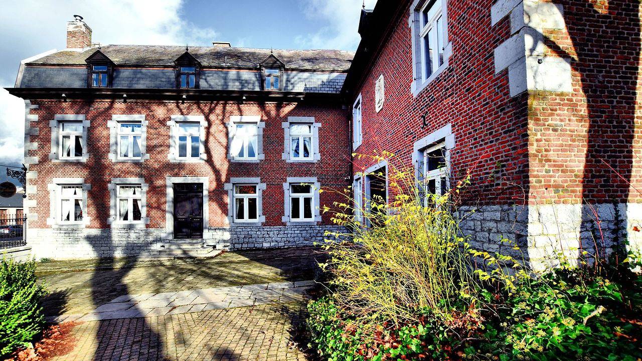 Appartement de vacances entier, Appartement de vacances pour 25 personnes avec piscine in Houyet, Région de Namur