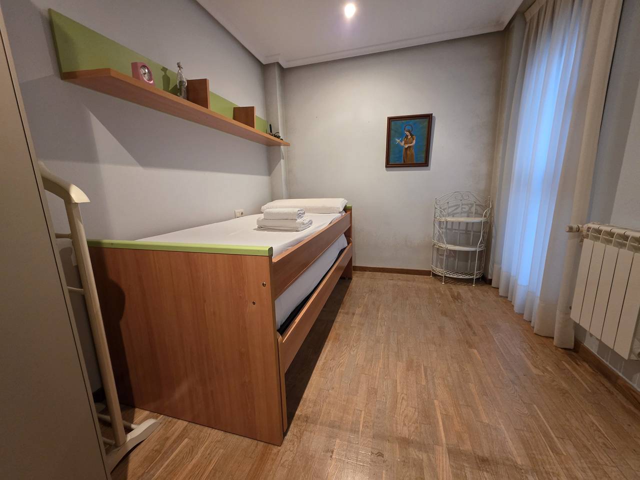 Entire apartment, 15A06 Apartamento centrico en Llanes in Llanes, Costa Verde (Spain)