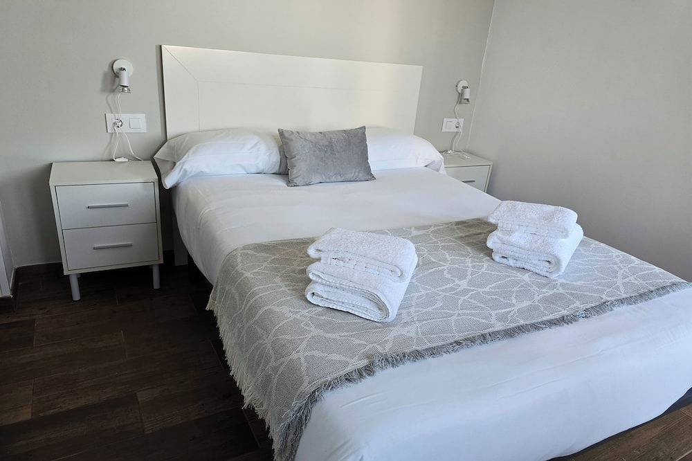 A Casa de Pepe & Lola, Casa de 5 habitaciones, 4 baños, barbacoa y jardín. in Caldas de Reyes, Provincia de Pontevedra