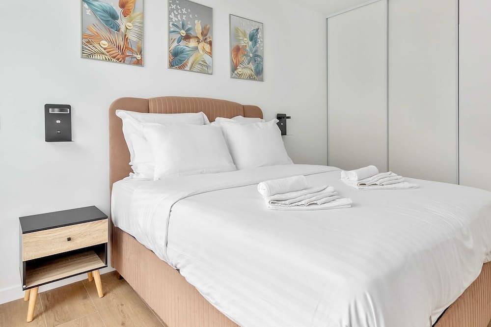Entire apartment, Apartment with balcony in Paris in Champigny-sur-Marne, Val-de-Marne
