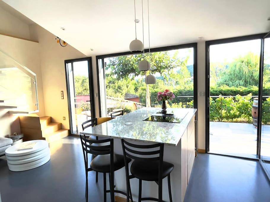 Gîte de charme 5 étoiles pour couple avec sauna et jacuzzi extérieurs privatifs in Peaugres, Région de Tournon-sur-Rhône