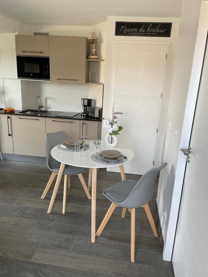 Gîte pour 2 personnes, avec terrasse à Lion-sur-Mer - 3