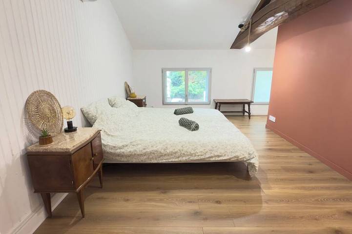 Location de vacances pour 9 personnes, avec jardin et terrasse à Néac - 3