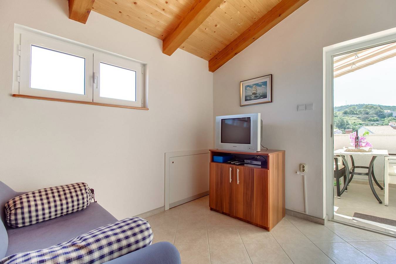 Geheel appartement, Apartment Prica 3, located in Mali Lošinj, possible to accommodate 4-5 people. in Mali Losinj, Lošinj