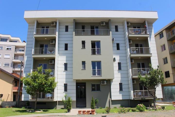 Hôtel pour 4 personnes, avec jardin ainsi que vue et balcon