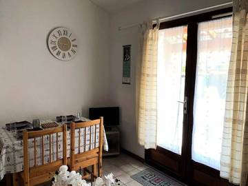 Villa pour 3 Personnes dans Les Mathes, Région de Rochefort, Photo 3