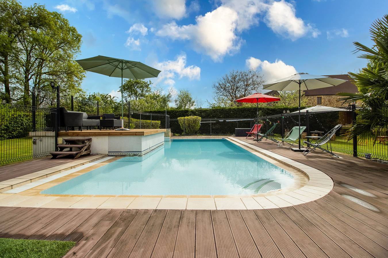 Maloan – Maison climatisée avec piscine privée & cuisine extérieure en Dordogne in Saint-Julien-de-Lampon, Périgord Noir