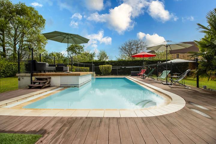 Maison de vacances pour 8 personnes, avec jardin, animaux acceptés à Saint-Julien-de-Lampon