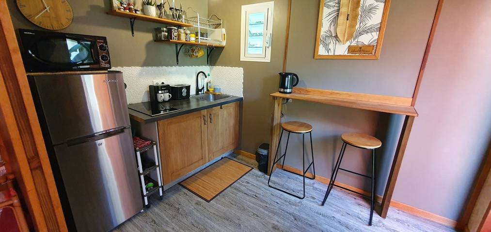 Gîte pour 2 personnes, avec jardin dans Mo'orea - 3